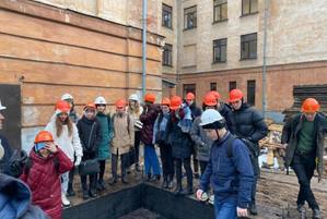 Архангельская СРО проводит экскурсии на стройке для студентов