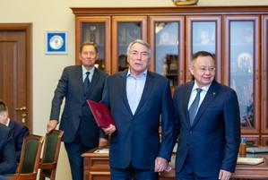 Два руководителя СРО получили награды от Минстроя РФ